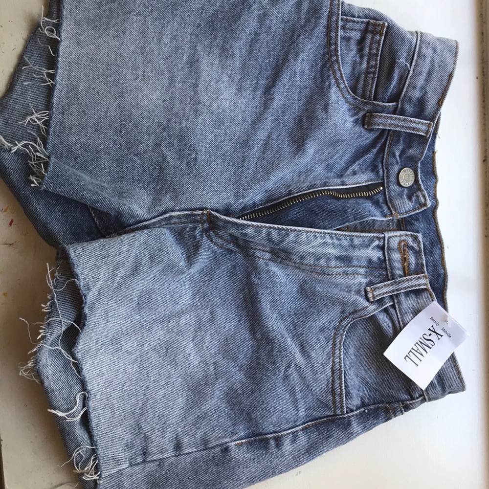 Brandy Melville shorts